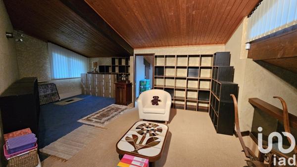 Maison d’architecte 5 pièces de 222 m² à Le Pizou (24700)