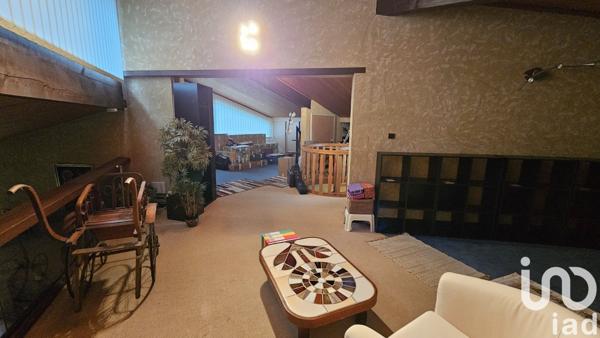 Maison d’architecte 5 pièces de 222 m² à Le Pizou (24700)