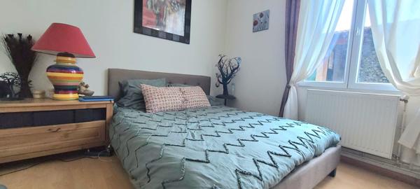 Charme de l'ancien en plein centre d'Asnières-sur-Oise; Appartement 3 chambres avec tout le confort de plain-pied