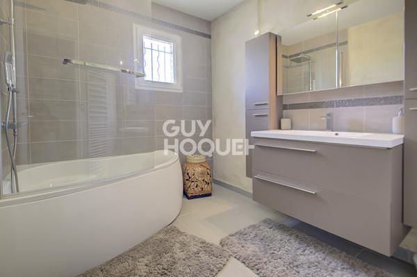 Villa 6 pièces à vendre aux Trois Vallons