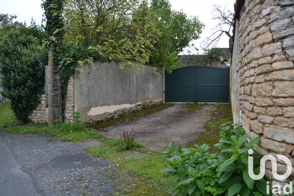 Maison à vendre 4 pièces 118 m² Neuville-de-Poitou