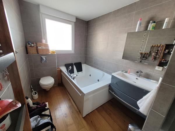Appartement 3 pièce(s) 75.78 m2 - Essey Les Nancy
