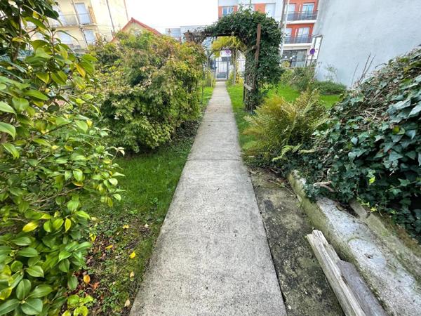 A SAVIGNY-SUR-ORGE - MAISON  DE 100M² HABITABLES SUR 350 M2  DE PARCELLE