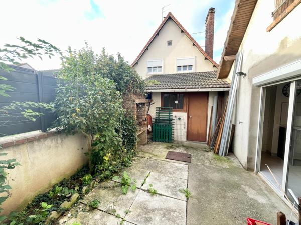 A SAVIGNY-SUR-ORGE - MAISON  DE 100M² HABITABLES SUR 350 M2  DE PARCELLE