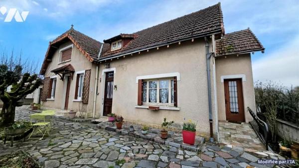 A vendre à VALENCE-EN-POITOU, COUHE / une maison d'habitation de 151m² au sein d'un terrain de 924m²