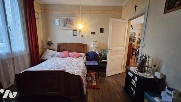 A vendre à VALENCE-EN-POITOU, COUHE / une maison d'habitation de 151m² au sein d'un terrain de 924m²