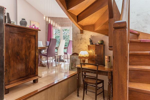 Maison d’architecte lumineuse avec jardin paysager et piscine – secteur recherché à Valence