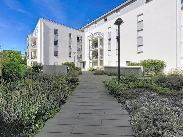 ANGERS PLACE DU LYCÉE / GARE - BEAU T3 58 M²