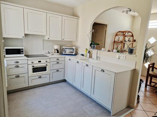 VIAGER OCCUPÉ 1 tête (70 ans-F) – APT (84) -- Maison plain pied