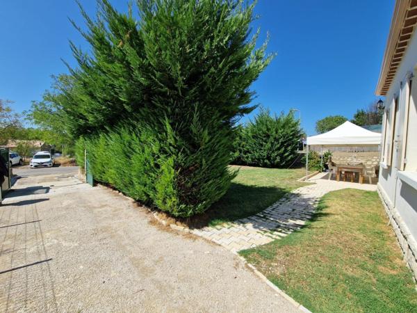 VIAGER OCCUPÉ 1 tête (70 ans-F) – APT (84) -- Maison plain pied