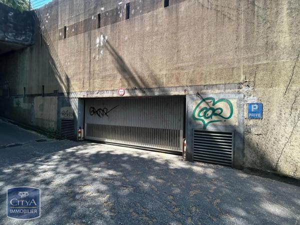 Parking à louer Chambéry (73000)