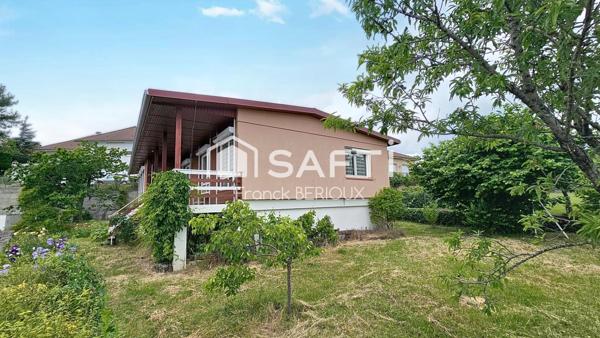 Très agréable maison T6 avec terrain arboré