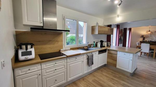 Maison à JOUARS-PONTCHARTRAIN, 78760 - 4 pièces 97m²