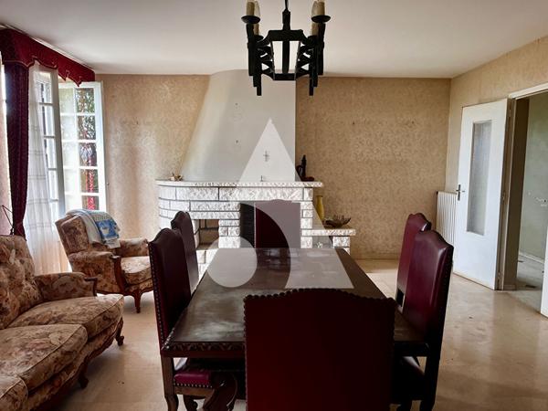 Maison 11 pièces 308 m2