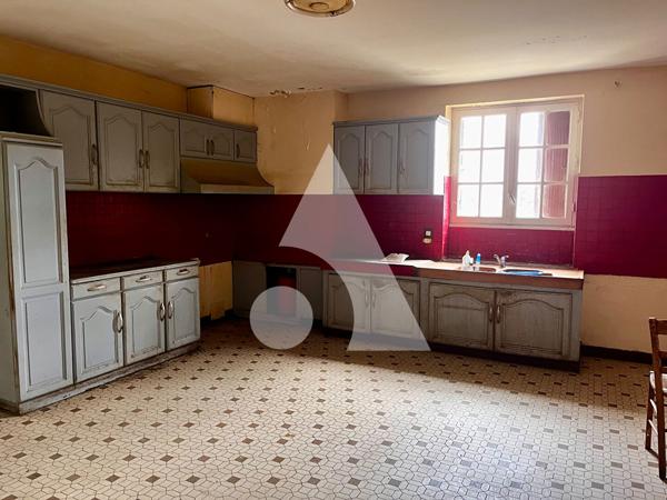 Maison 11 pièces 308 m2