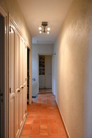 Bastide à vendre 7 pièces + dépendances (13)
