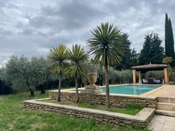 Bastide à vendre 7 pièces + dépendances (13)