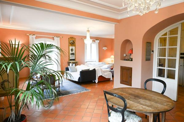 Bastide à vendre 7 pièces + dépendances (13)