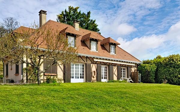 Maison à vendre    6 pièces • 188 m2 Abrest
