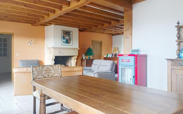 Maison à vendre    6 pièces • 188 m2 Abrest