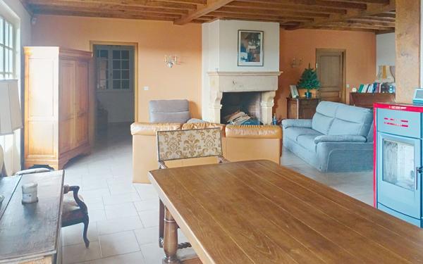 Maison à vendre    6 pièces • 188 m2 Abrest