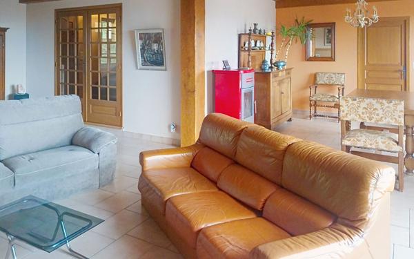 Maison à vendre    6 pièces • 188 m2 Abrest