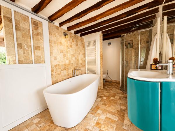 Maison
         8 pièces
        - 276 m² 385 000 € *
