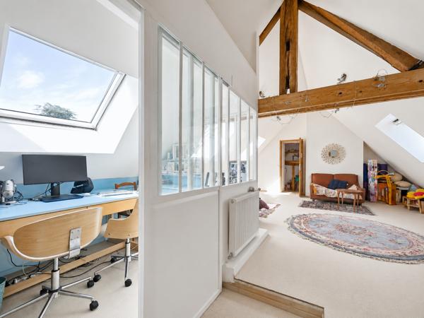 Maison
         8 pièces
        - 276 m² 385 000 € *
