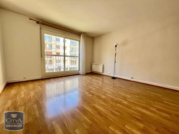 Appartement à louer 1 pièce 32.6m² Versailles (78000)