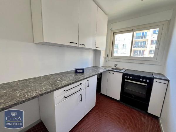 Appartement à louer 1 pièce 32.6m² Versailles (78000)