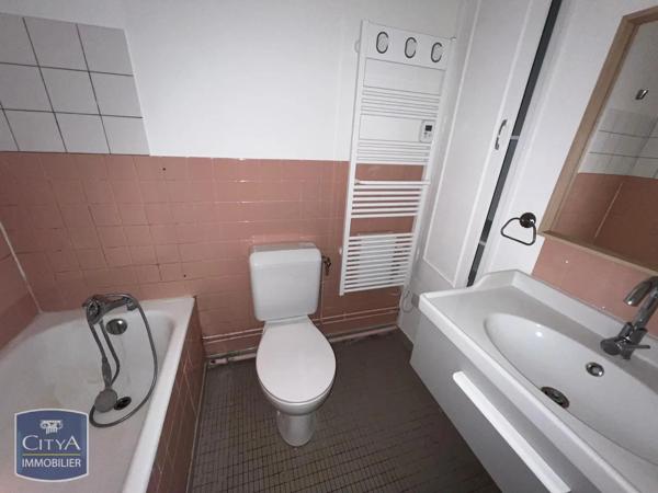 Appartement à louer 1 pièce 32.6m² Versailles (78000)