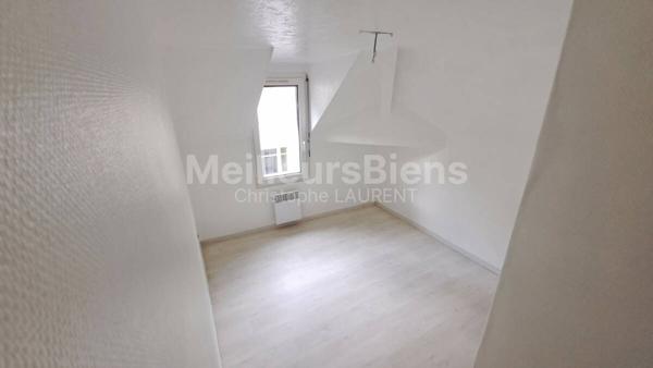 Maison de ville mitoyenne / cave voûtée