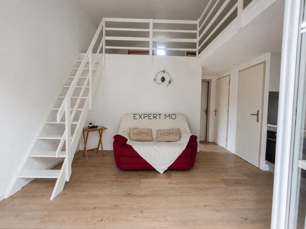 APPARTEMENT AVEC TERRASSE ET PARKING PRIVE