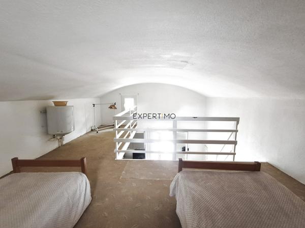 APPARTEMENT AVEC TERRASSE ET PARKING PRIVE