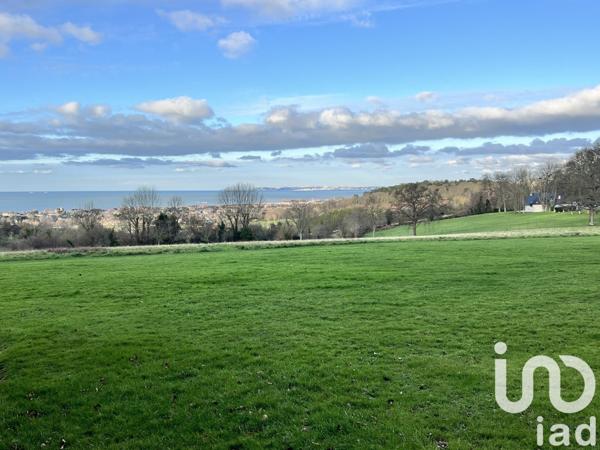 Appartement 2 pièces de 38 m² à Tourgéville (14800)