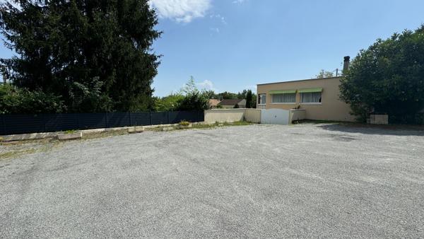 Maison 5 pièces 391 m2
