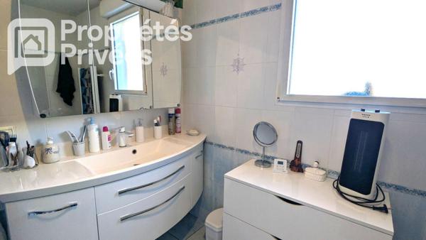 A vendre :Exclusivité  CHALLANS Appartement  4 pièces 98M2