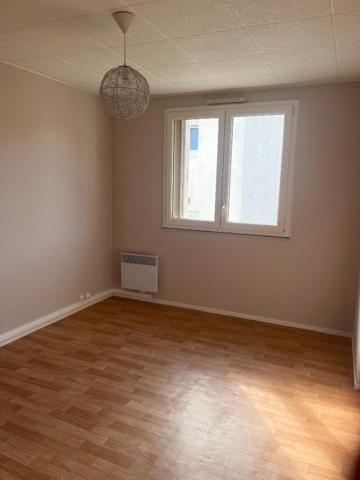 Maison T5 BAR SUR AUBE Ref 194