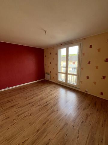 Maison T5 BAR SUR AUBE Ref 194