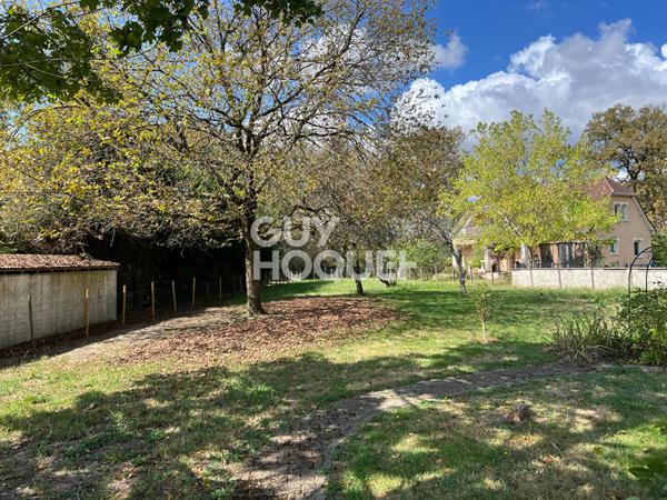 Maison d'Artix : Un Havre de Paix à Vendre