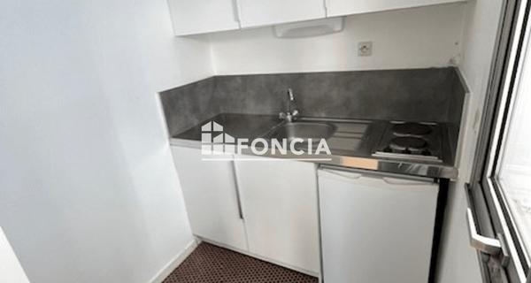 Location Studio 25.76 m² - Grenoble 38000