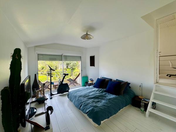 Maison familiale près des bords de Marne
