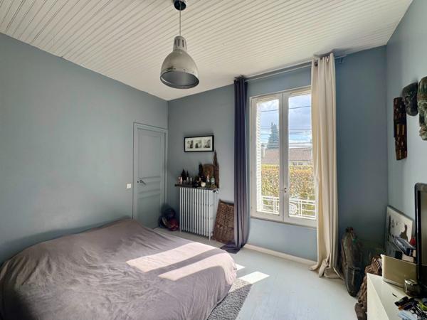 Maison familiale près des bords de Marne
