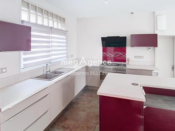 Maison à JOUE-LES-TOURS, 37300 - 7 pièces 172m²