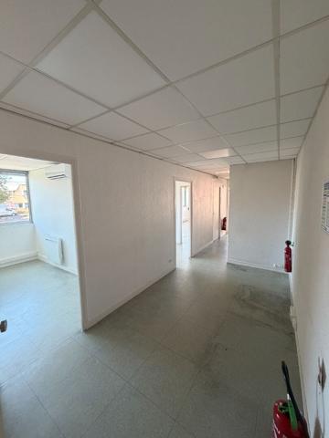 A LOUER - Bureaux Limoges Zone NORD 106 m² avec parking