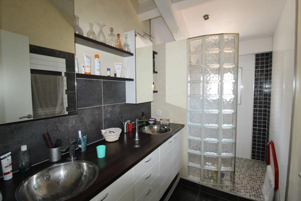 À CHOLET, MAGNIFIQUE MAISON DE 170M2 SUR JOLIE PARCELLE