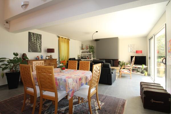 À CHOLET, MAGNIFIQUE MAISON DE 170M2 SUR JOLIE PARCELLE