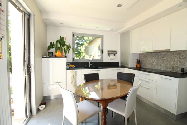 À CHOLET, MAGNIFIQUE MAISON DE 170M2 SUR JOLIE PARCELLE