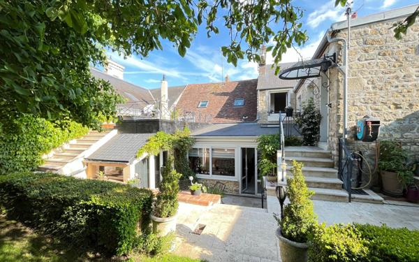 Maison à vendre    6 pièces •  Alençon