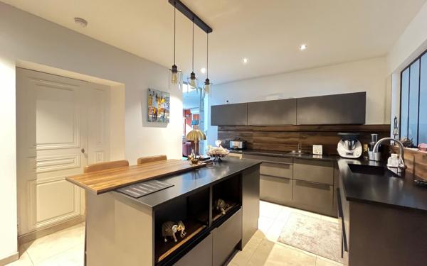 Maison à vendre    6 pièces •  Alençon